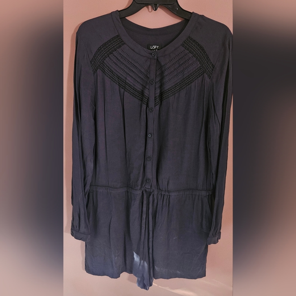 Ann Taylor LOFT Black Long Sleeve Shorts Romper Size Large Button Front
